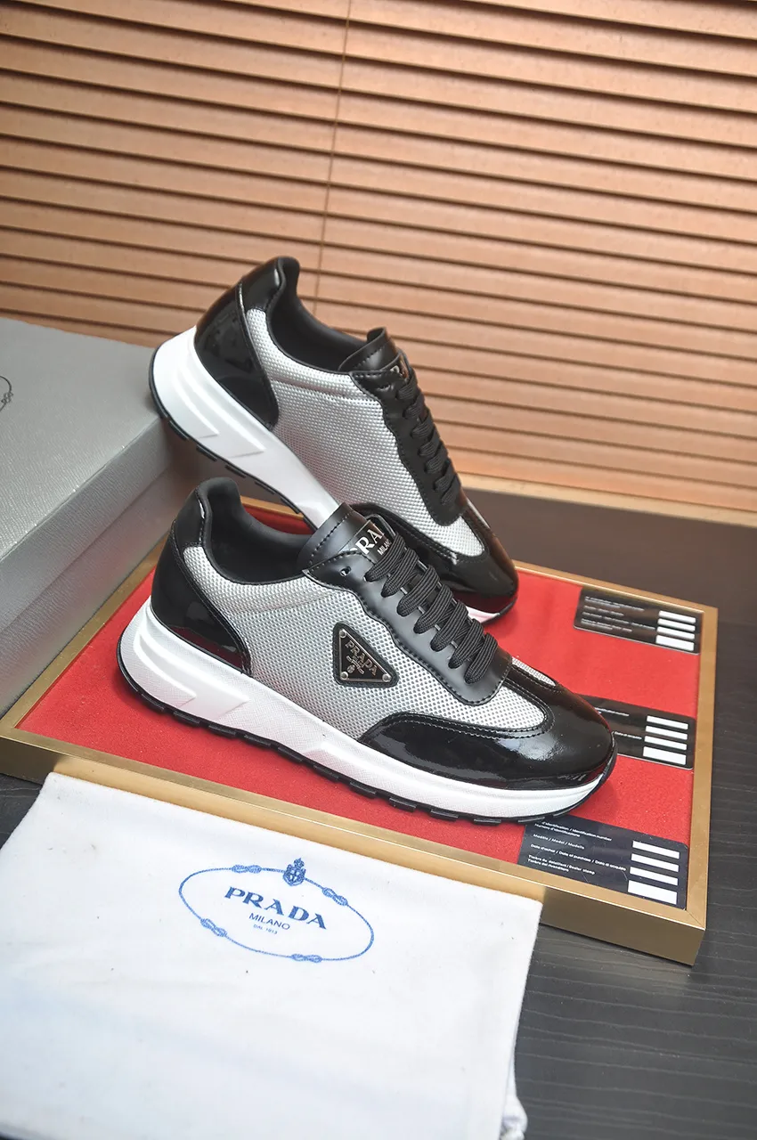 Men's shoes 💰580💶【PRADA】Top original, new season, high quality original goods, top imported calfskin with original imported glue, imported cowhide inside with original cowhide feet, original outsole! Quality guaranteed! Code 38-45 (45 customized)